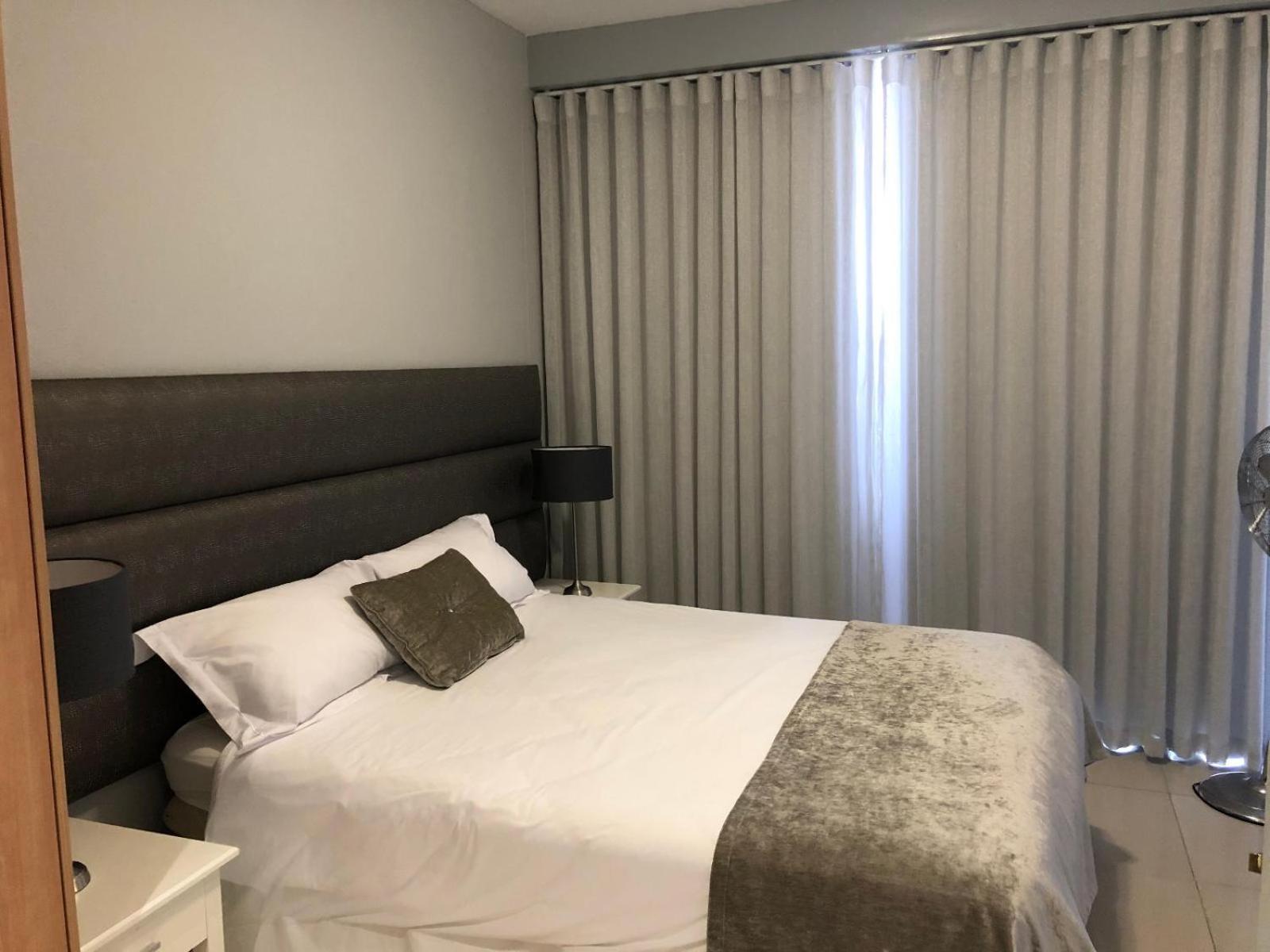 Infinity Self Catering Apartments Блаубергстранд Экстерьер фото