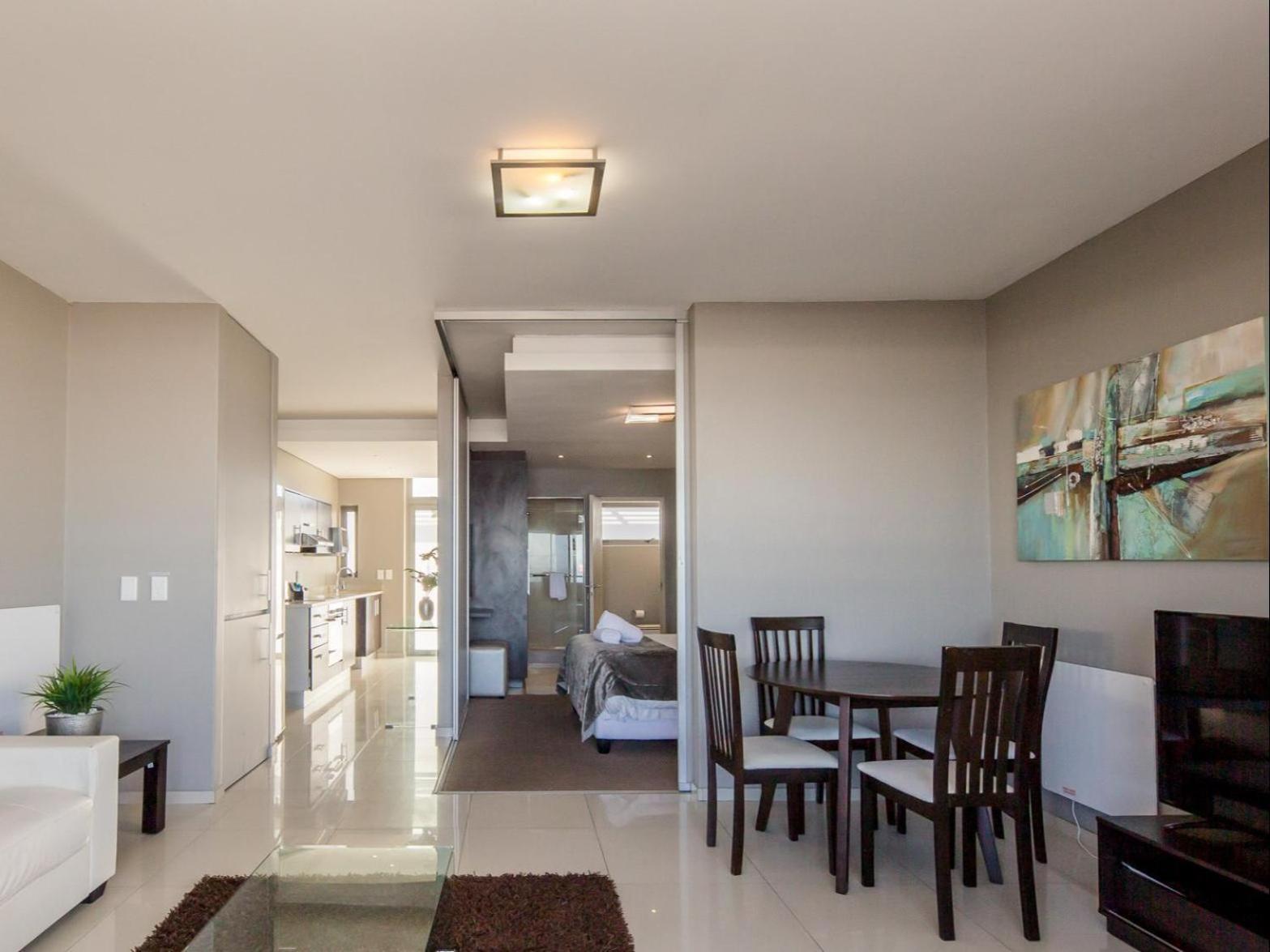 Infinity Self Catering Apartments Блаубергстранд Экстерьер фото